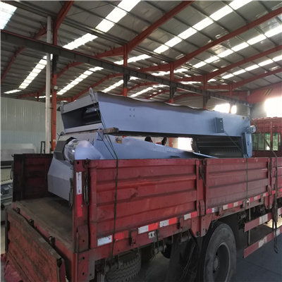 2022年天津304不锈钢链板式格栅除污机设计方案及生产基地概览